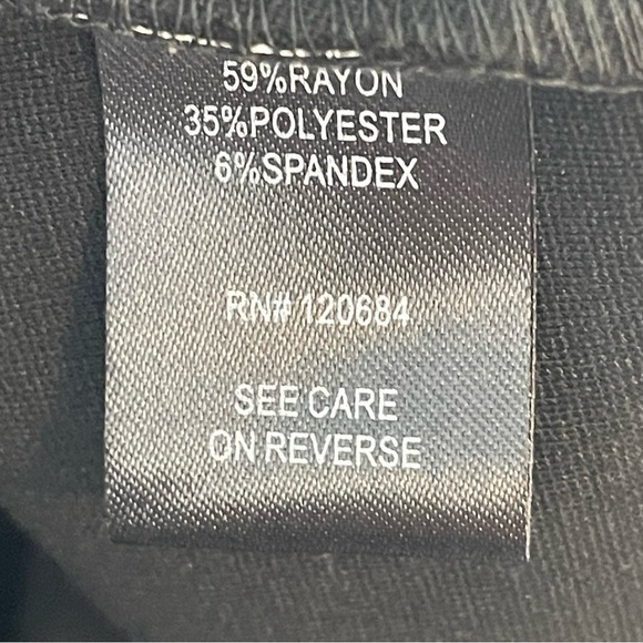 Torrid Black Asymmetrical Envelope Fold Over Mini Skirt Stretch Size 1X - Picture 11 of 11